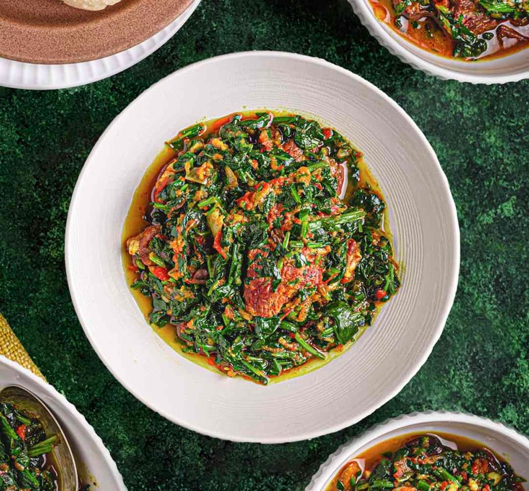 Yam Fufu W/Eforiro + Chicken